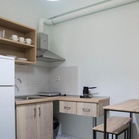 Thealos Inn Vrasná 외부 사진