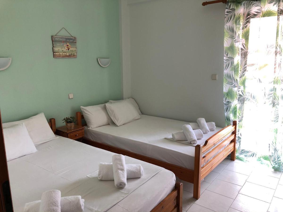 Thealos Inn Vrasná 외부 사진