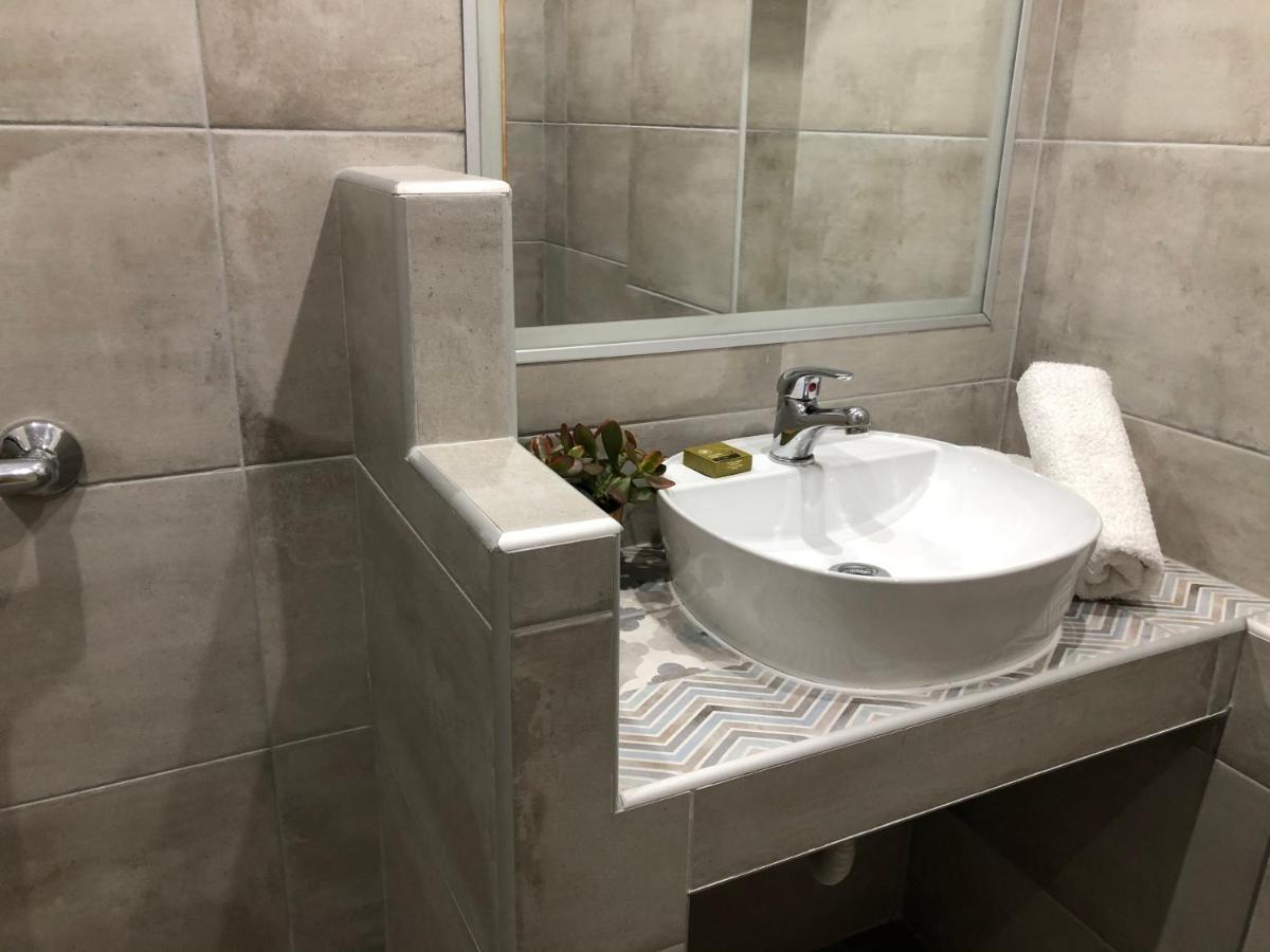 Thealos Inn Vrasná 외부 사진