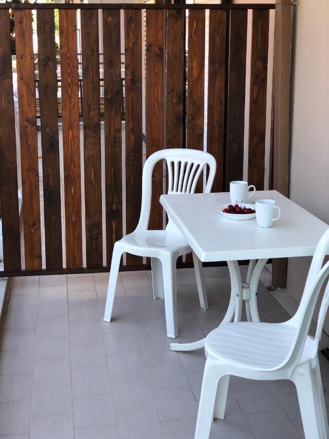 Thealos Inn Vrasná 외부 사진
