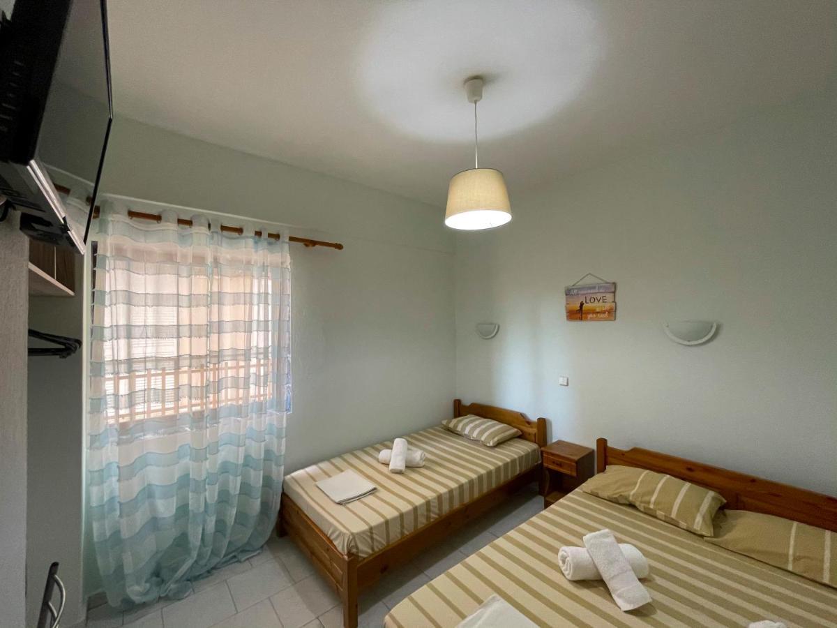 Thealos Inn Vrasná 외부 사진