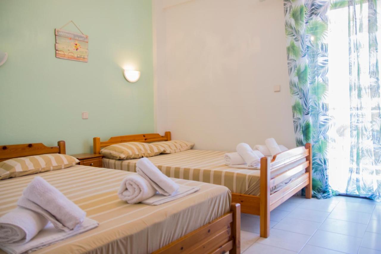 Thealos Inn Vrasná 외부 사진