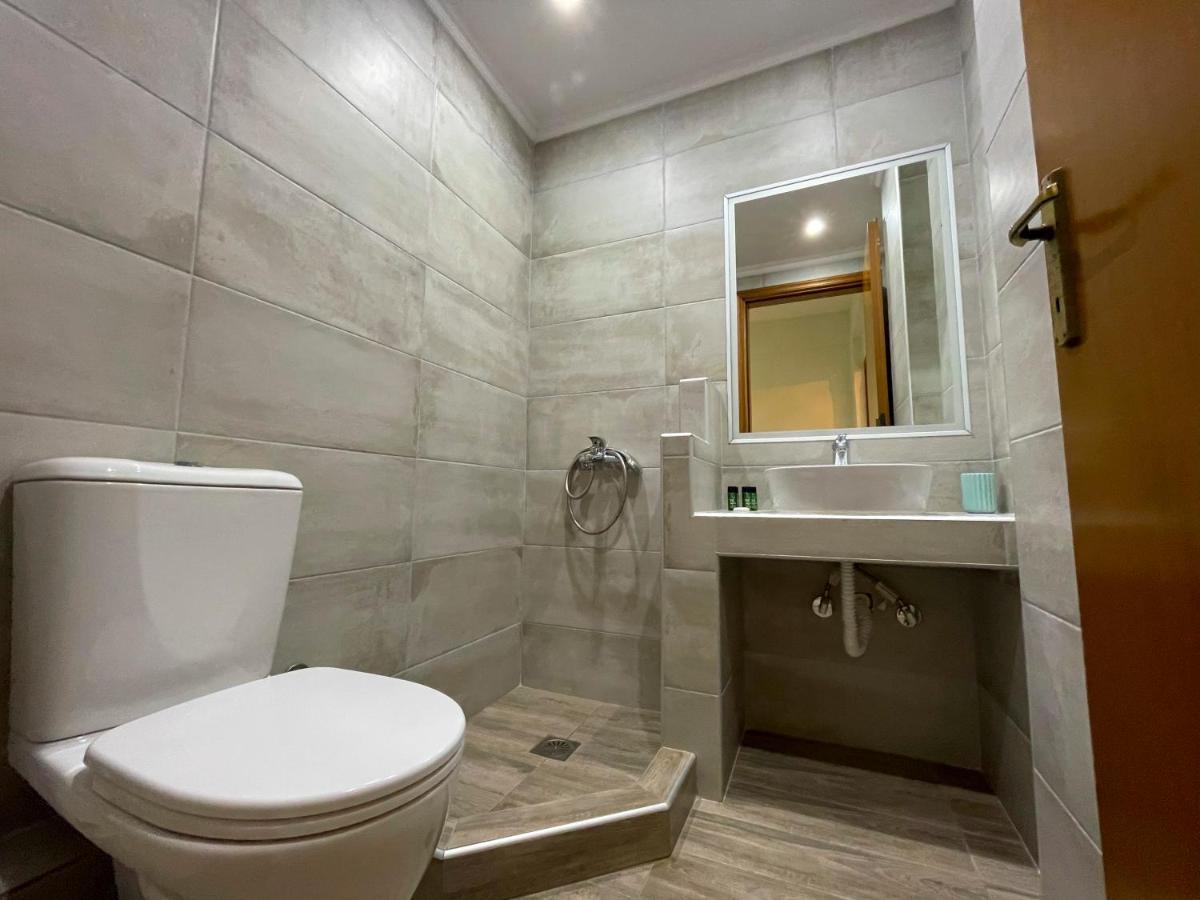 Thealos Inn Vrasná 외부 사진